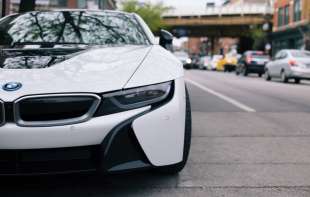 BMW predlaže da električna vozila dobiju vlastitu traku na <span style='color:red;'><b>autoput</b></span>u