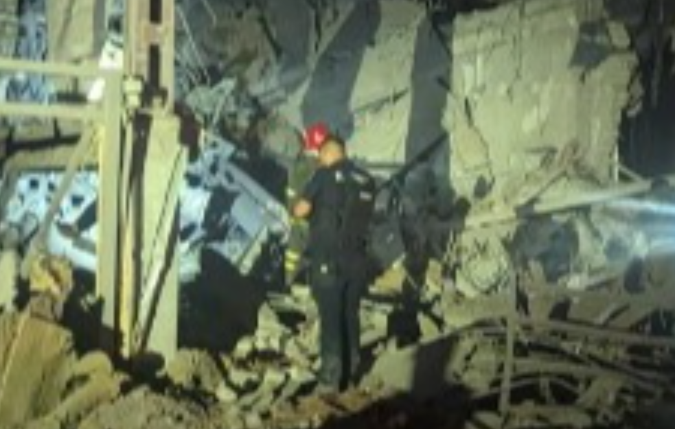 RUSI NAPALI RODNI GRAD ZELENSKOG! Ponovo raketom pogodili hotel, ima MRTVIH! (VIDEO, FOTO)