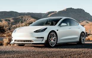 Tesla naplaćuje nadogradnju za veći <span style='color:red;'><b>domet</b></span> automobila