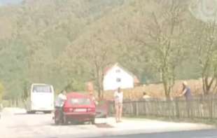 JUGO SMRSKAN U SUDARU S AUTOBUSOM: Teška nesreća kod Bajine Bašte, IMA POVREĐENIH! (FOTO)