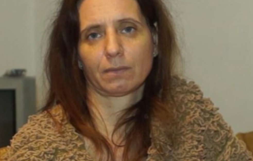 DRŽAVA IPAK ISPRAVILA NEPRAVDU: Profesorka kojoj su đaci izmakli stolicu dobija PUNU PLATU!