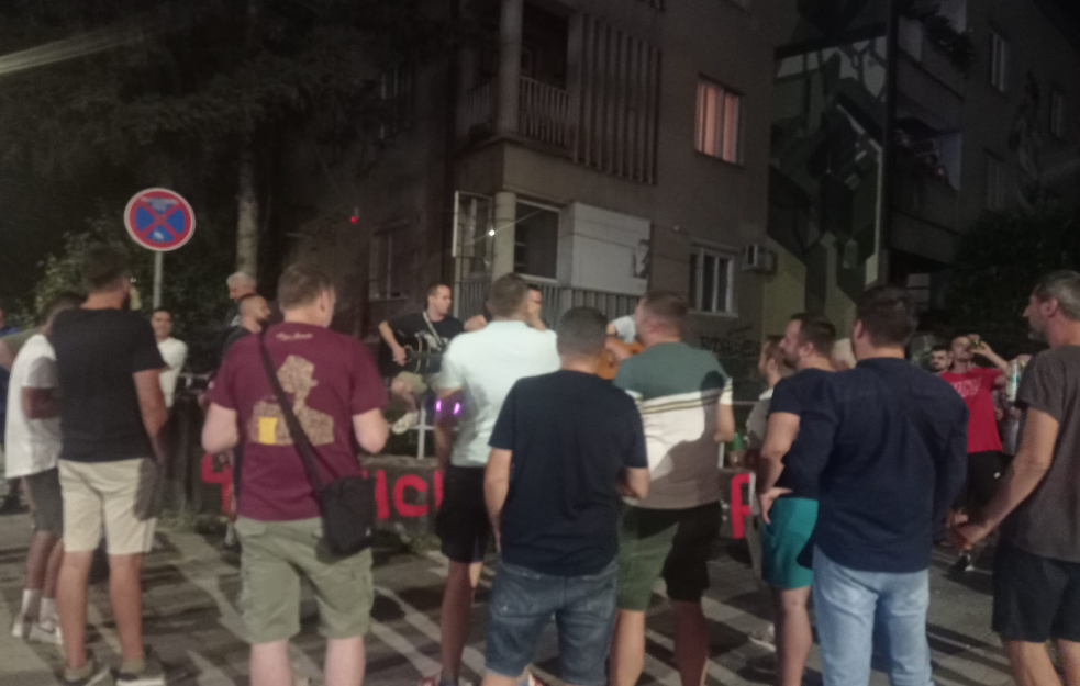 (VIDEO) Ovako je noćas bilo na Borinom ćošetu u Čačku!