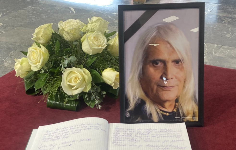 Čačani se upisuju u knjigu žalosti: jedna poruka je posebna