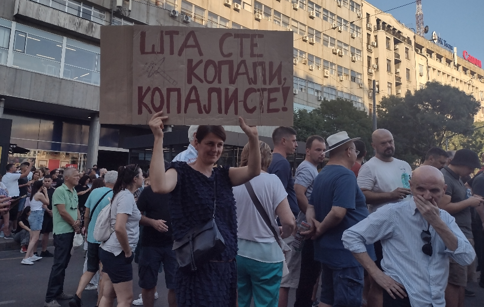 SUMPORNA KISELINA OPASNA I NA 20 STEPENI, PROBAJTE DA UMOČITE PRST: Šta je dr Đorđević poručila Ani Brnabić