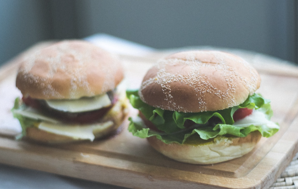 Znate li da su <span style='color:red;'><b>novi trend</b></span> „smash“ burgeri
