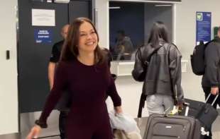 Latinoamerička glumica stigla u Srbiju: Kasandra dočekana na aerodromu