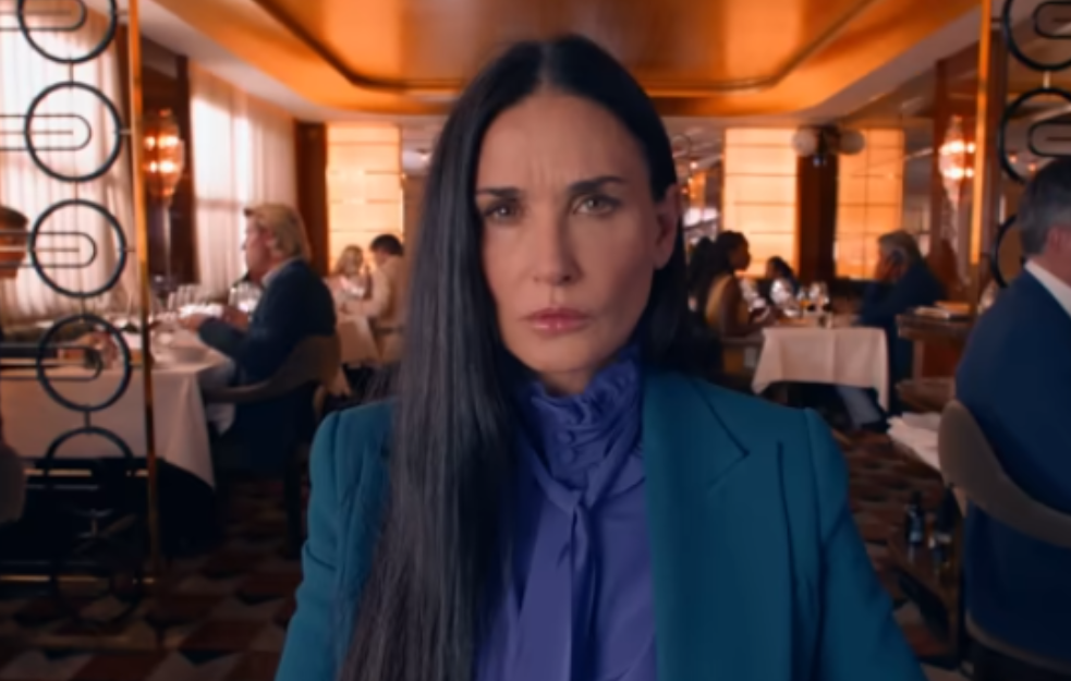 Novi film sa <span style='color:red;'><b>Demi Mur</b></span> tera na povraćanje (VIDEO)