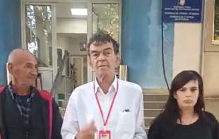 STRAŠNO! MALOLETNA SANDRA ODVEDENA U ŠVAJCARSKU BEZ SA<span style='color:red;'><b>GLASNO</b></span>STI RODITELJA – RADIŠA PAVLOVIĆ (VIDEO)