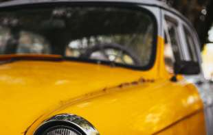 Narandžasti automobili su najređi <span style='color:red;'><b>učesnici</b></span> u saobraćajnim nesrećama