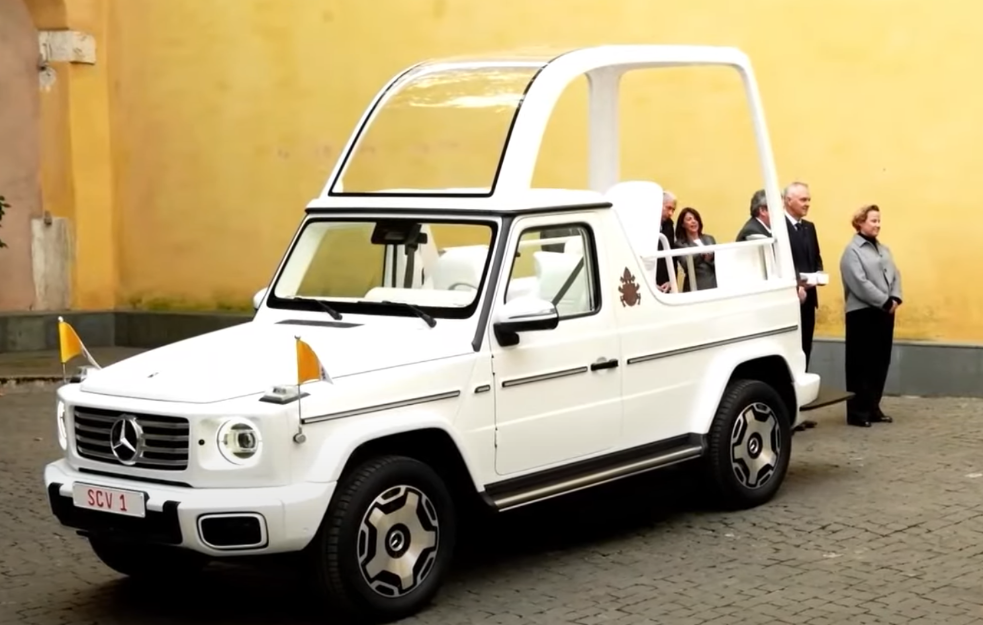 Papa na poklon dobio električni 