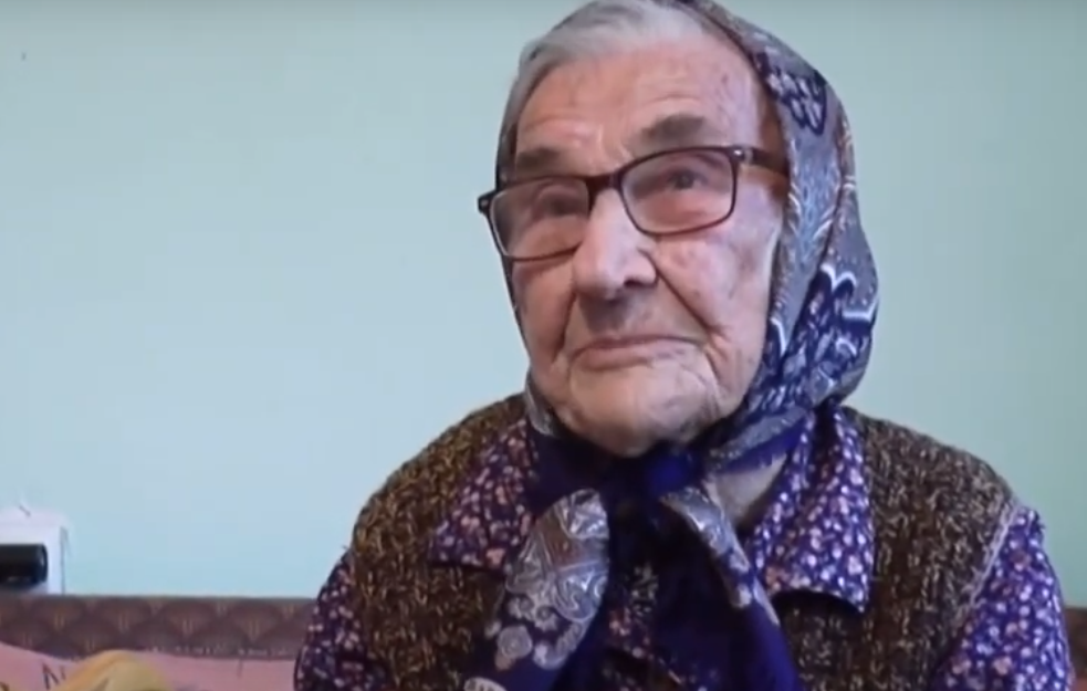 Baka Rada sa Kablara otkriva tajnu svoje dugovečnosti! Ima 98 godina, 4 ćerke i 18 unučića