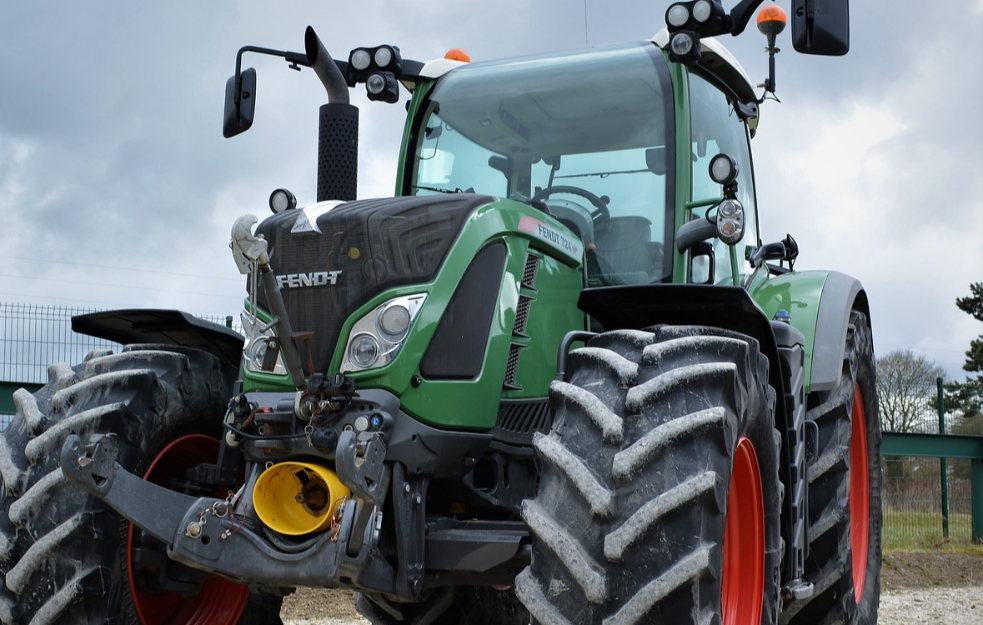 Petković pušten nakon privođenja: Traktor <span style='color:red;'><b>neprijatelj</b></span> broj jedan