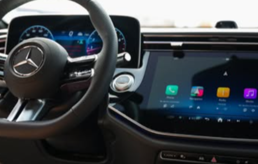Mercedes-Benz dodao ChatGPT svom glasovnom asistentu