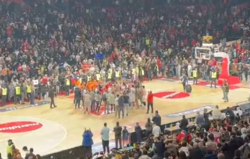 Po prvi put na utakmicama Zvezde: Posle derbija Arena je odjekivala: 