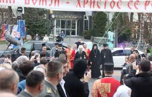 Patrijarh Porfirije služi liturgiju u <span style='color:red;'><b>Hram</b></span>u Hrista Spasitelja