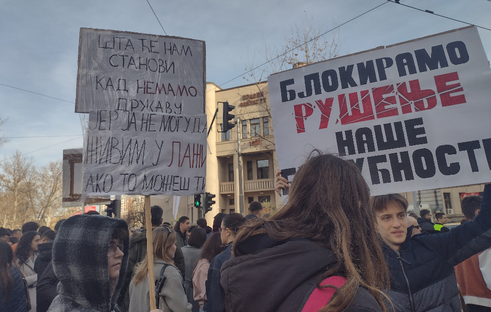 Samo pet odsto studenata na onlajn nastavi Medicinskog fakulteta u Nišu
