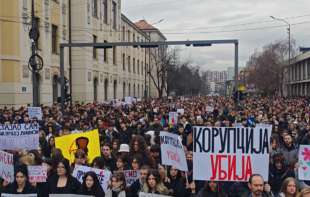 Ustavnom sudu stigle žalbe roditelja: Krajnji je rok da se spase <span style='color:red;'><b>školska godina</b></span>