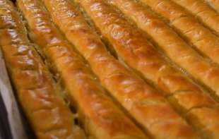 Recept za najbolji <span style='color:red;'><b>preliv</b></span> za pitu koji se koristi u pekarama