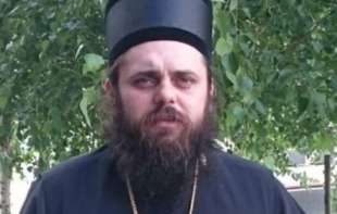 Episkop Heruvim osudio skrnavljenje <span style='color:red;'><b>zastave</b></span> Srbije