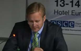 Danski <span style='color:red;'><b>diplomata</b></span> Peter Sorensen imenovan za specijalnog predstavnika EU za dijalog Beograda i Prištine