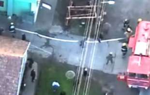 Jeziv prizor u Novom Sadu: <span style='color:red;'><b>Vatra</b></span> guta sve pred sobom (VIDEO)