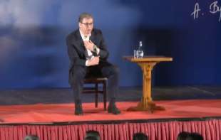 Vučić nastavlja posetu Rasinskom <span style='color:red;'><b>okrug</b></span>u, u Brusu razgovarao sa građanima: 