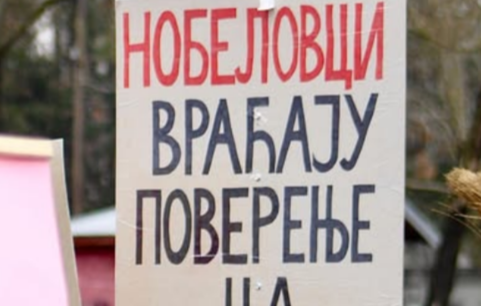 Nišlije priredile veličanstven doček za studente koji su pešačili do Kragujevca