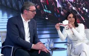 Lažna studentkinja: Devojka koja je gostovala s Vučićem na <span style='color:red;'><b>Pink</b></span>u uopšte više nije studentkinja