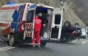 Automobil ZAVRŠIO NA KROVU: <span style='color:red;'><b>Težak udes</b></span> na putu za Zlatibor