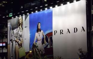 Nova era italijanske mode na pomolu: Prada kupuje Versace? 