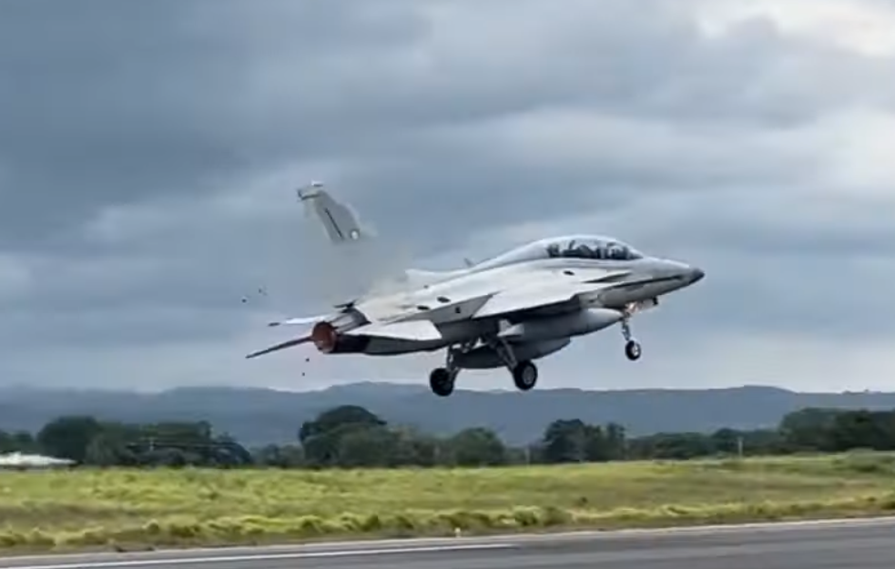 Tela pilota i olupina borbenog aviona pronađeni u planinskom regionu Filipina