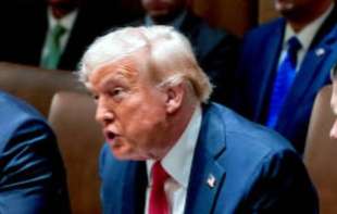 Donald Tramp planira <span style='color:red;'><b>ukidanje</b></span> Ministarstva obrazovanja