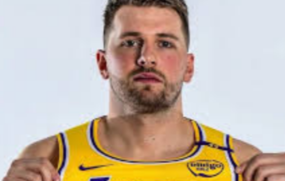 Dončić sa 32 poena predvodio Lejkerse ka novoj pobedi