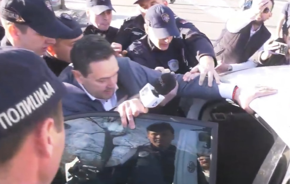 Policija će tražiti da se protiv Nemanje Šarovića pokrene prekršajni postupak 