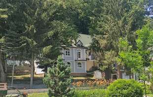  Povoljan odmor u podnožju <span style='color:red;'><b>planine</b></span> Cer, cena noćenja samo 20 evra za dve osobe