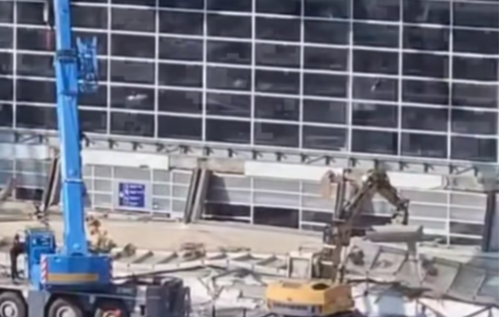 Troje optuženih za pad nadstrešnice u Novom Sadu pušteni na slobodu