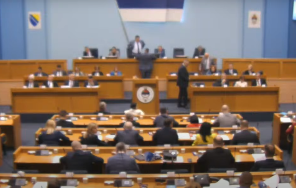 Kovačević: Opozicija Republike Srpske sa Bošnjacima i Šmitom radi protiv interesa svog naroda