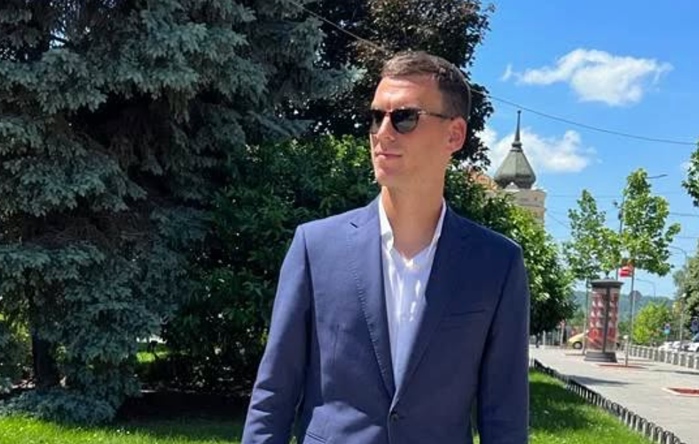 Fudbaler Vulić podržao studente: „Samo student Srbiju spasava“