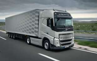 Volvo poziva vlasnike kamiona na servis zbog <span style='color:red;'><b>greške</b></span> u softveru