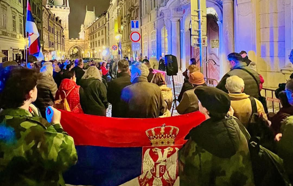 U Pragu pred ambasadom Srbije održan pomen žrtvama bombardovanja SR Jugoslavije 