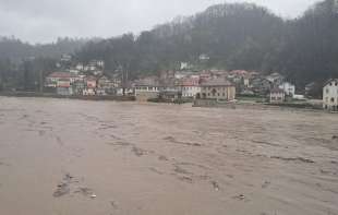 Bujične <span style='color:red;'><b>poplave</b></span> u BiH: Reke se izlile, situacija zabrinjavajuća