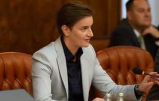 Brnabićeva o <span style='color:red;'><b>manda</b></span>taru: Niko se nije naučen rodio, potreban je neko ko brzo uči