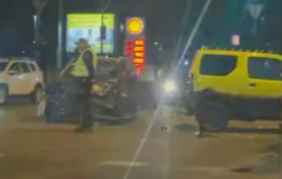 Stravičan <span style='color:red;'><b>sudar</b></span> u Novom Sadu: Policija na licu mesta