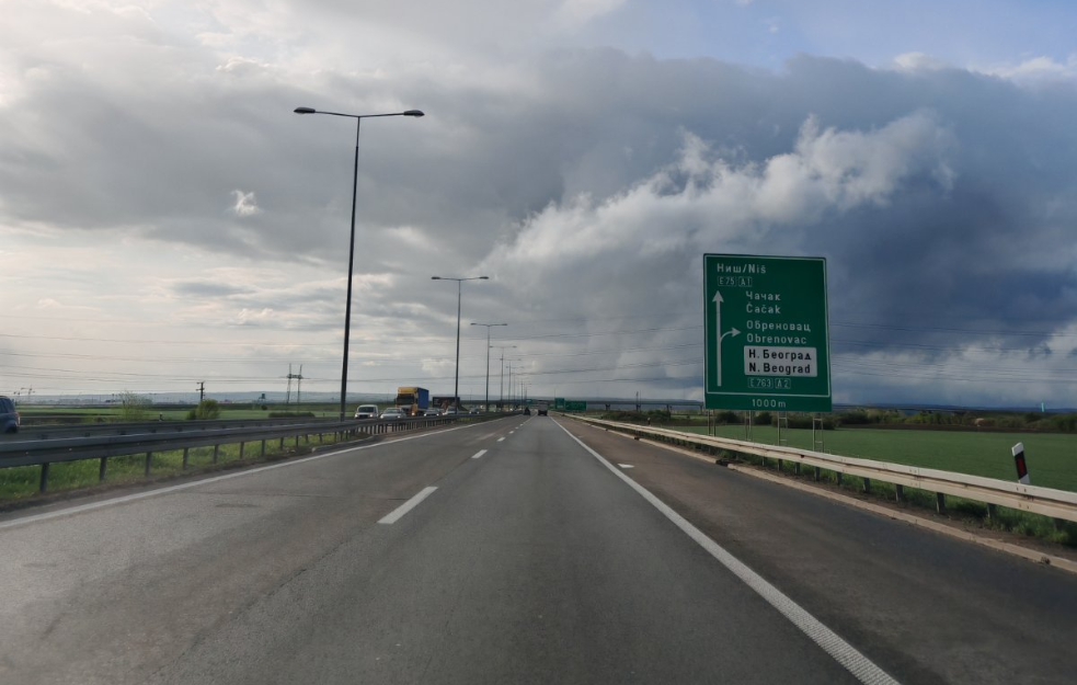 AMSS: Dobri uslovi za vožnju nakon jutarnjeg mraza, izmenjen saobraćaj zbog radova na putevima