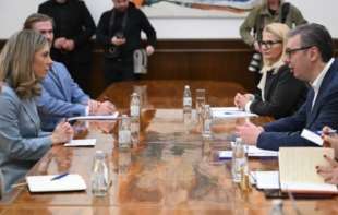 Nakon razgovora sa Vučićem, švedska ministarka poručila: Nije tačno da Zapad podržava o<span style='color:red;'><b>boje</b></span>nu revoluciju u Srbiji