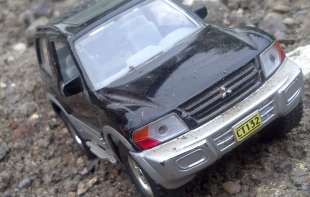 Mitsubishi zamrzao is<span style='color:red;'><b>poruke</b></span> vozila američkim dilerima