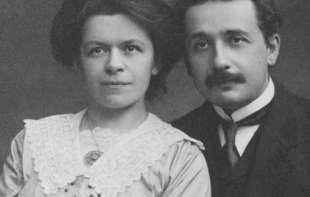 ANŠTAJN I MILEVA KAO TITO I JOVANKA 