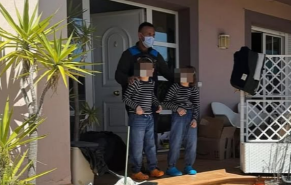 Vila strave u Španiji: Otac tri sina držao četiri godine zatvorene, on jedini imao kontakt sa svetom