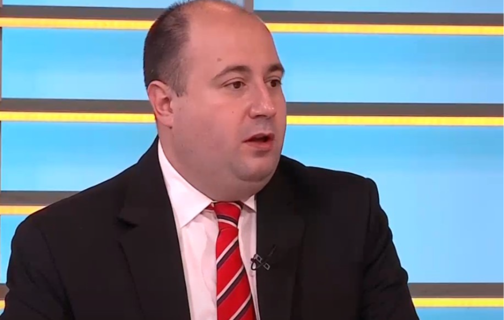Kozarev: Netačne tvrdnje da je srpski diplomata spiskao 150.000 evra na bahanalije na Ibici