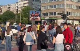 Održana druga blokada 30 raskrsnica u Novom Sadu: Zborovi traže izbore za mesne zajednice